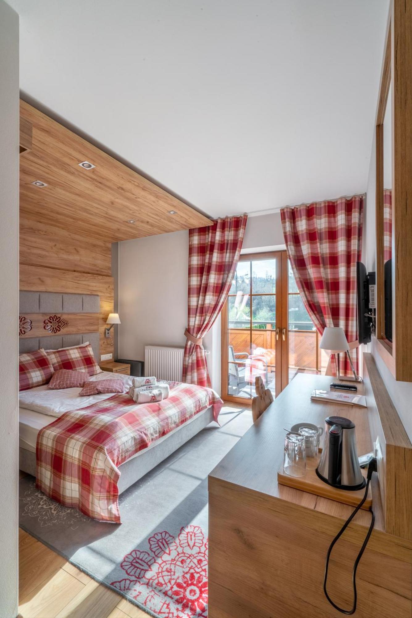 Parzenica B&B - Wyjatkowa I Jedyna!!! Sprawdz Nas A Nie Pozalujesz! Białka Esterno foto